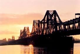 Xây cầu mới ngay sát cầu Long Biên